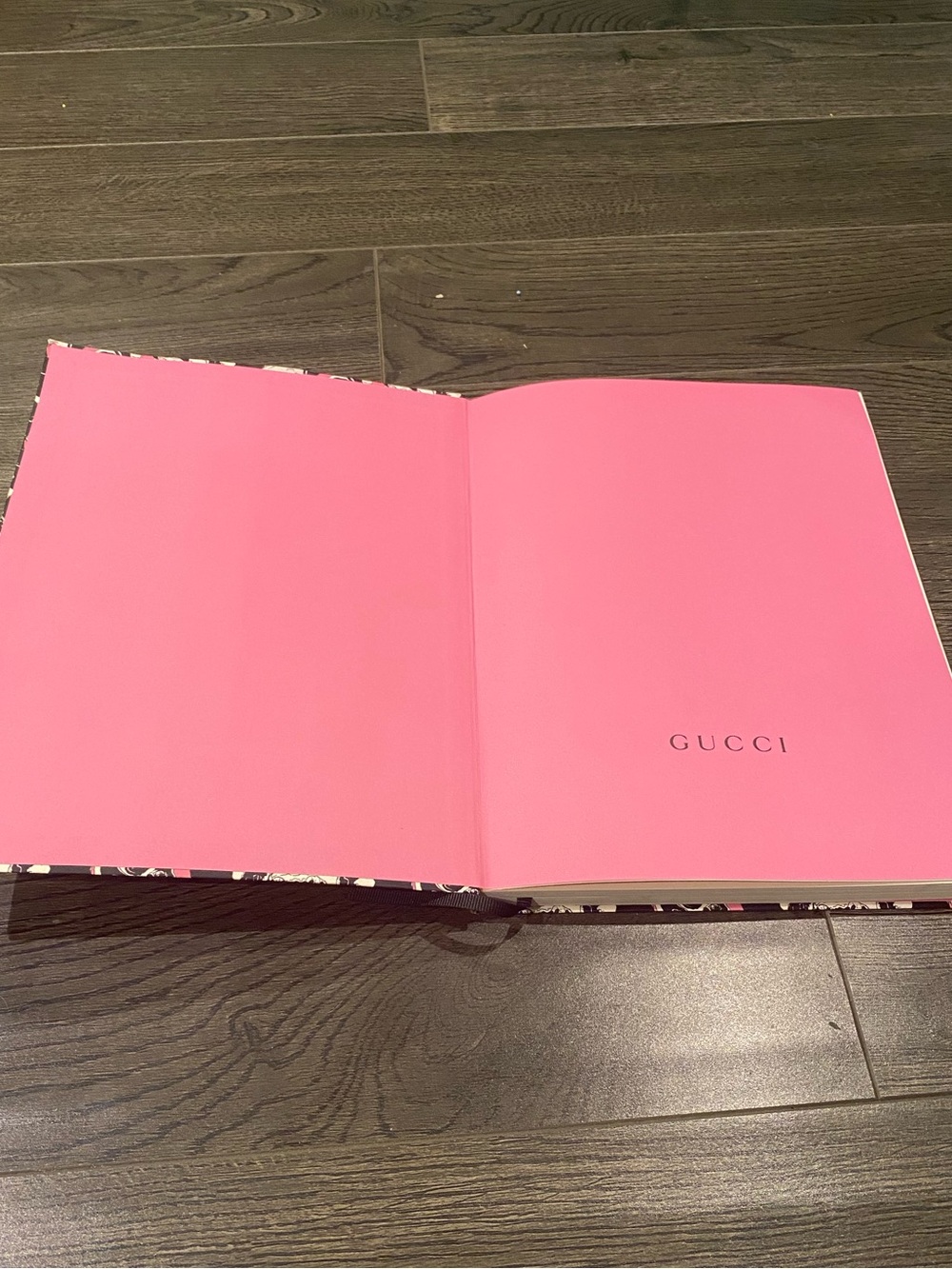 Gucci large size notebook - Picture 3 of 6